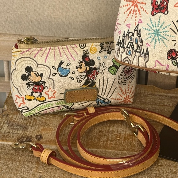 Disney Dooney & Bourke Sketch Small Crossbody with Matching Makeup Bag - Picture 3 of 16